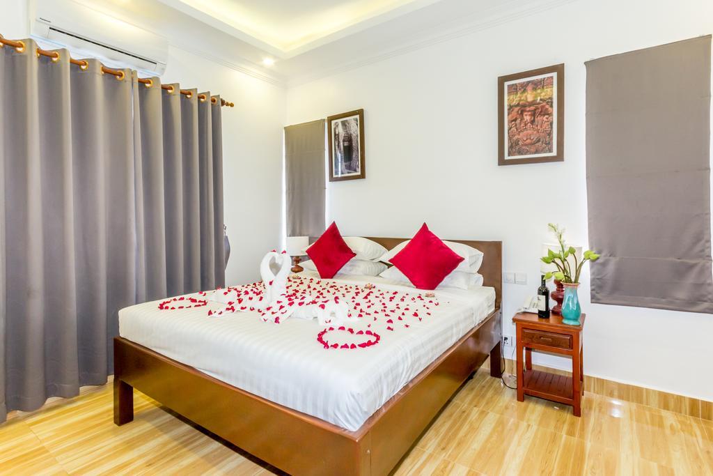 Ravel Boutique Hotel Siem Reap Exterior photo